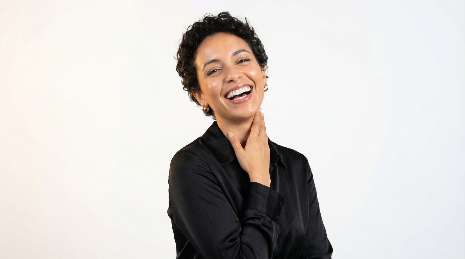 Patiente souriante au Centre Dentaire Laymoun, Casablanca